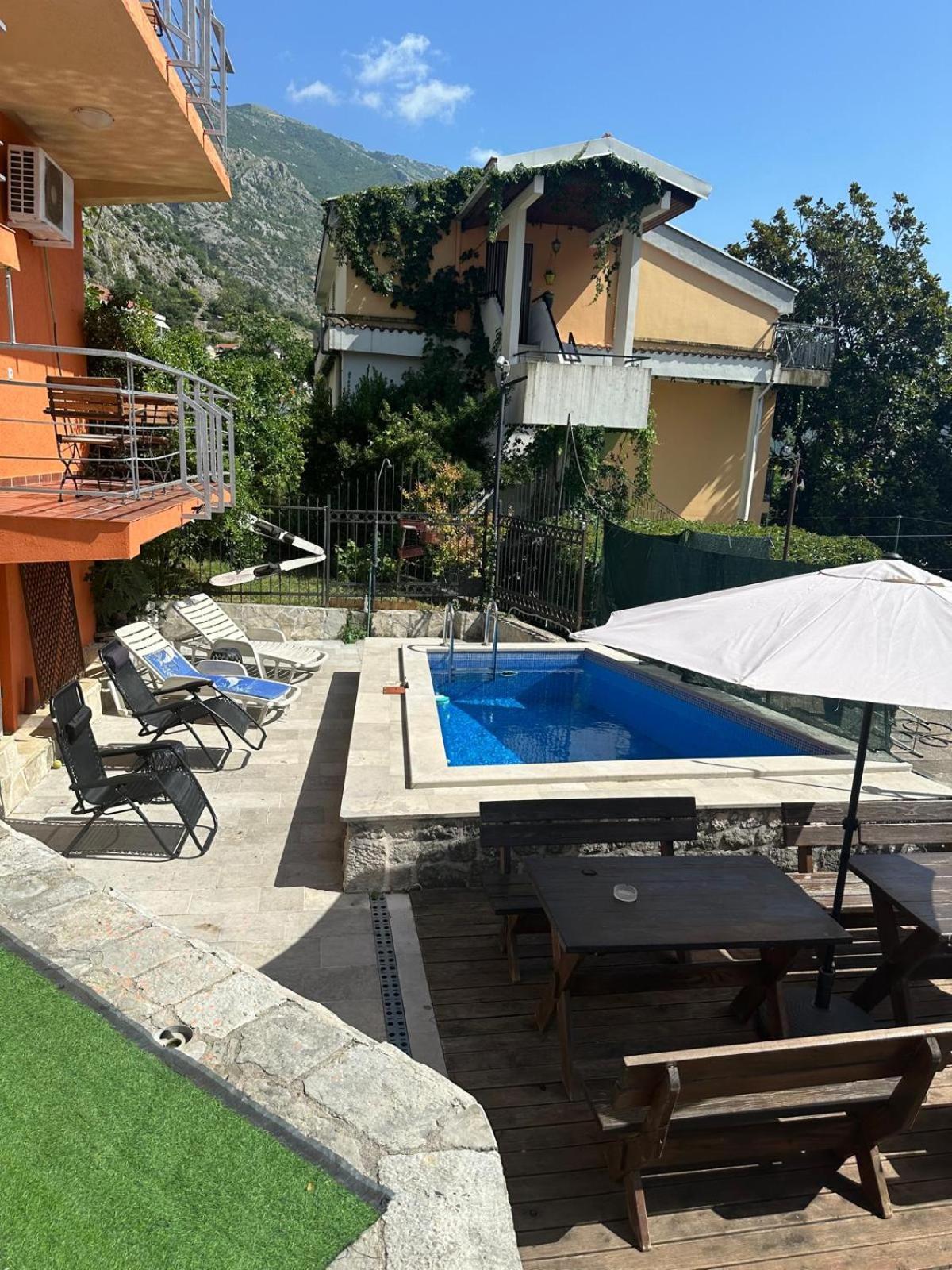 Themis Apart Hotel 科托尔 外观 照片